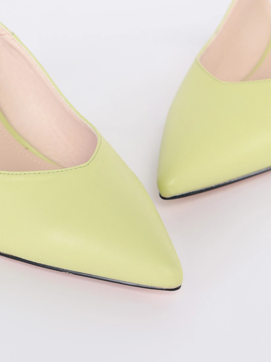 Туфли-слингбэки зеленого цвета на высоком каблуке
